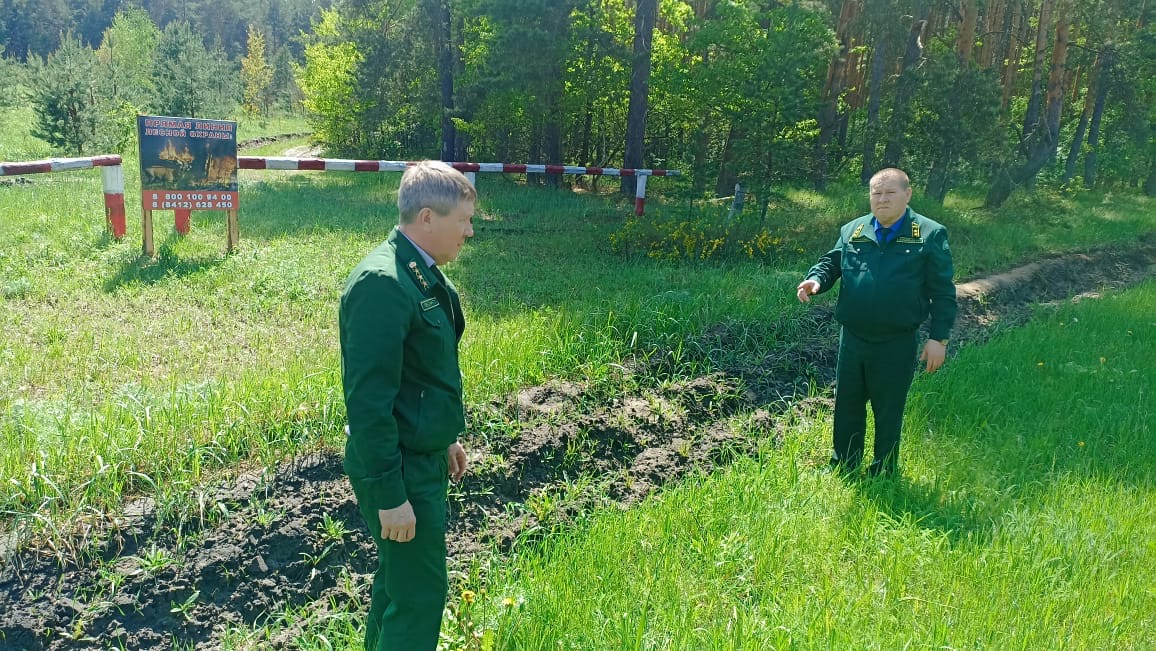 Ришат Алтынбаев проверил выполнение профилактических противопожарных мероприятий на территории Сердобского лесничества