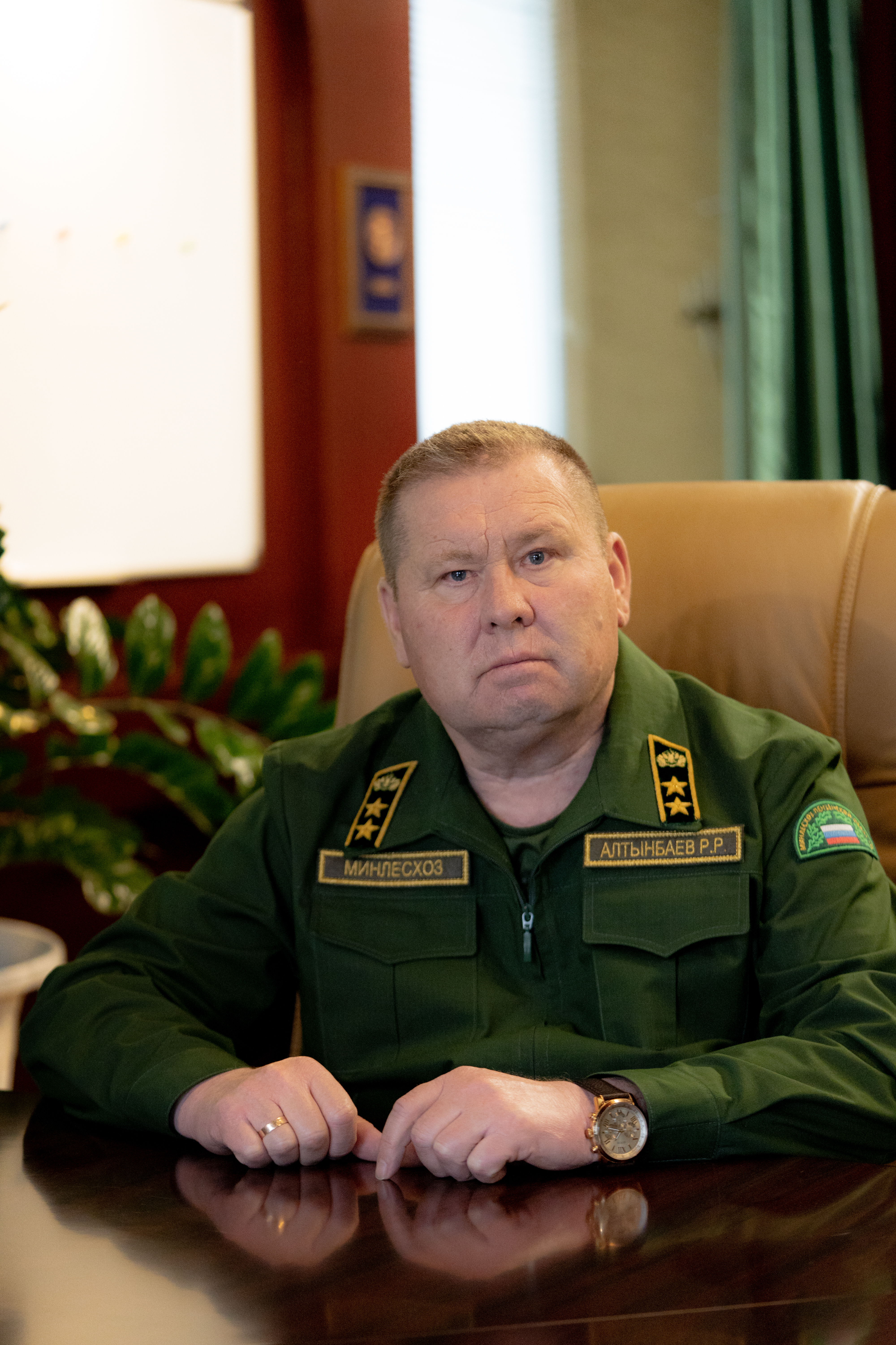 Министр лесного, охотничьего хозяйства и природопользования Пензенской области Ришат Алтынбаев поздравляет с Днем Победы