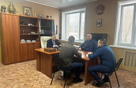Ришат Алтынбаев посетил вольерный комплекс по содержанию диких животных
