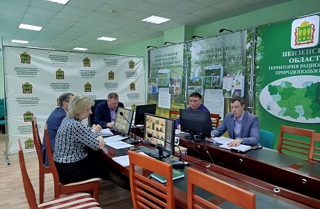 Обсудили с представителями администраций муниципальных районов ряд вопросов охраны окружающей среды