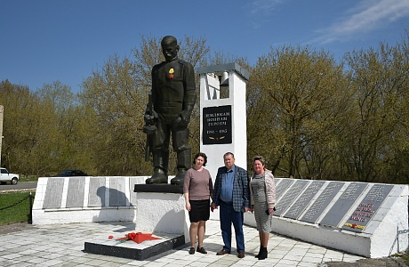 Ришат Алтынбаев проконтролировал благоустройство населенных пунктов Лопатинского района