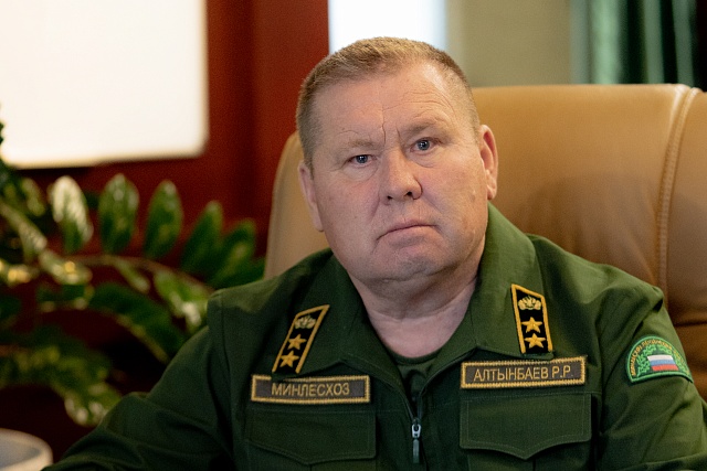 Министр следил за Прямой линией с Президентом РФ в 2025 году