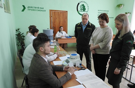 В Сосновоборске состоялось открытие новой лаборатории агрохимии и лесного семеноводства 