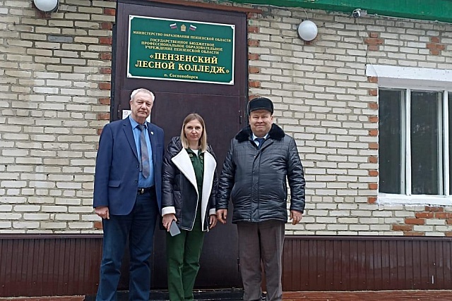 Рабочий визит Министра в Кададинское лесничество